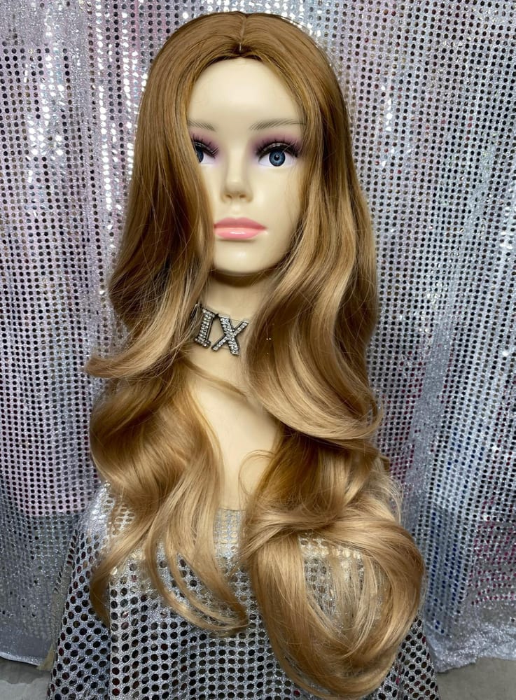 Natural Long Wig w/ Waves