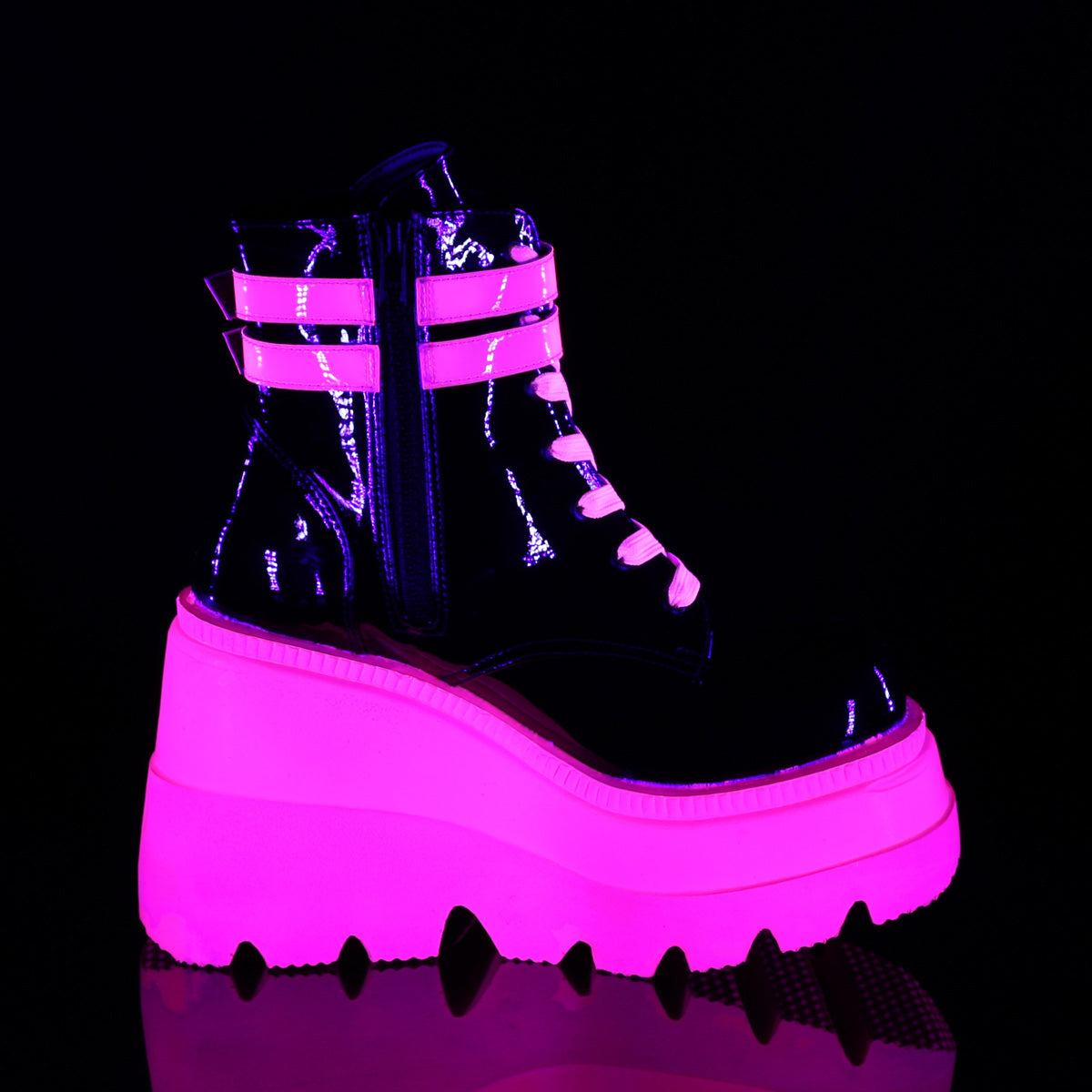 SLACKER-52 Black Patent-UV Iridescent Pink