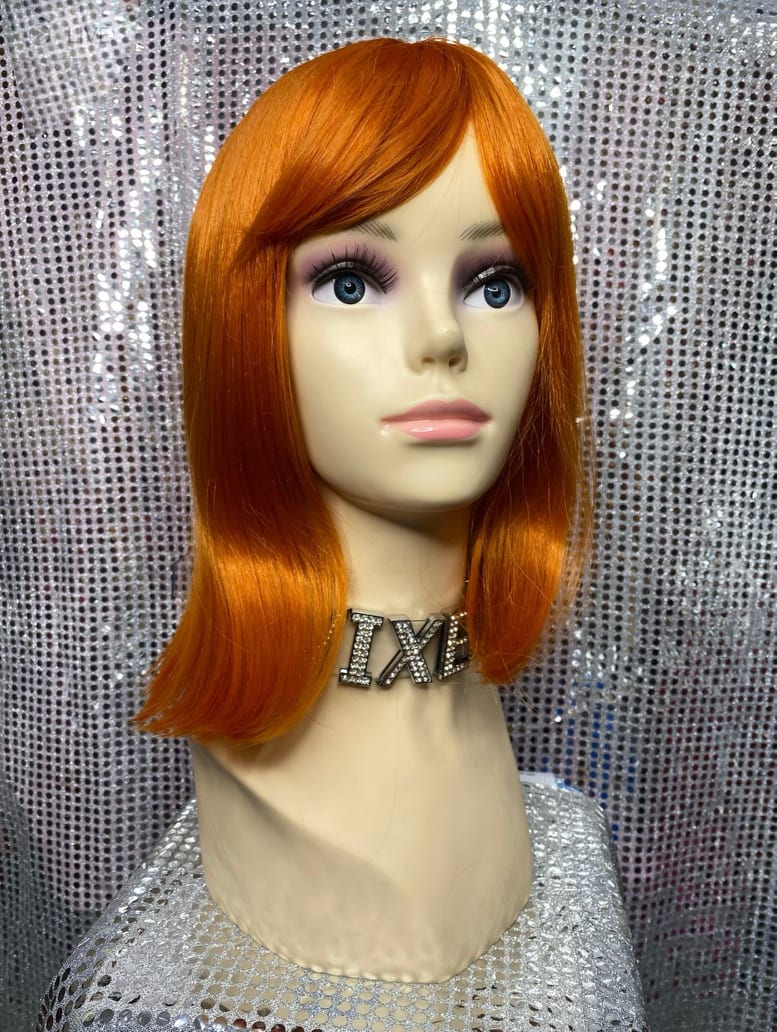 Natural Colour Straight Bob w/ Fringe