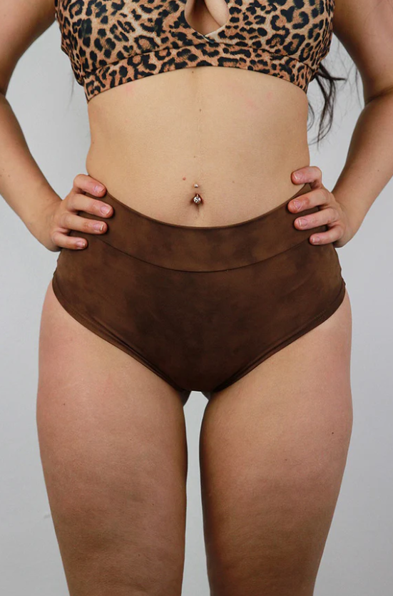 Rarr Mid Waisted Brazil Scrunchie Bum Shorts - Army