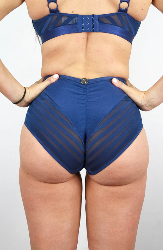 Rarr Alexis Mid Waist Short - Pink