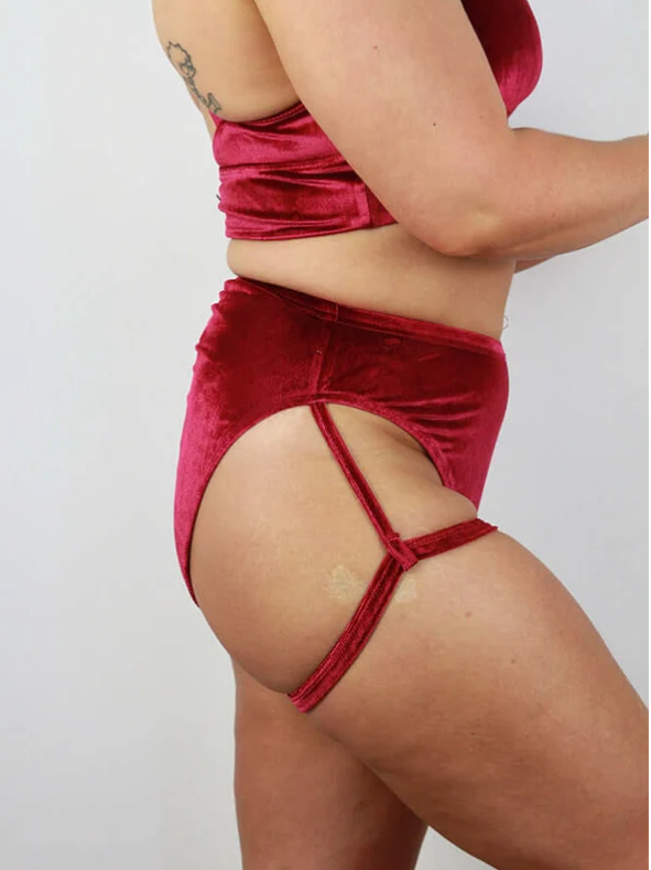 Verona Velvet Waist Short - Berry