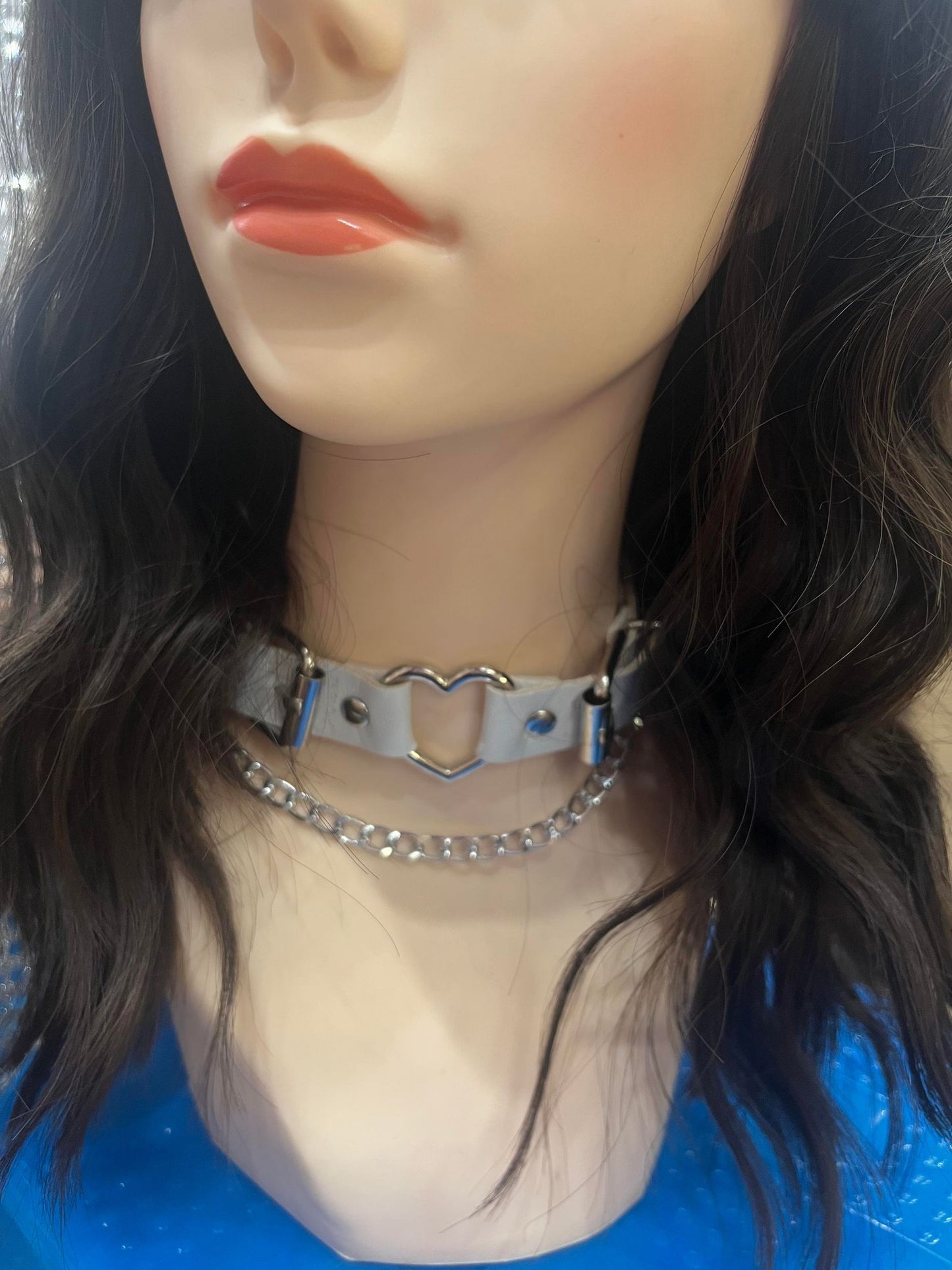White Choker Styles