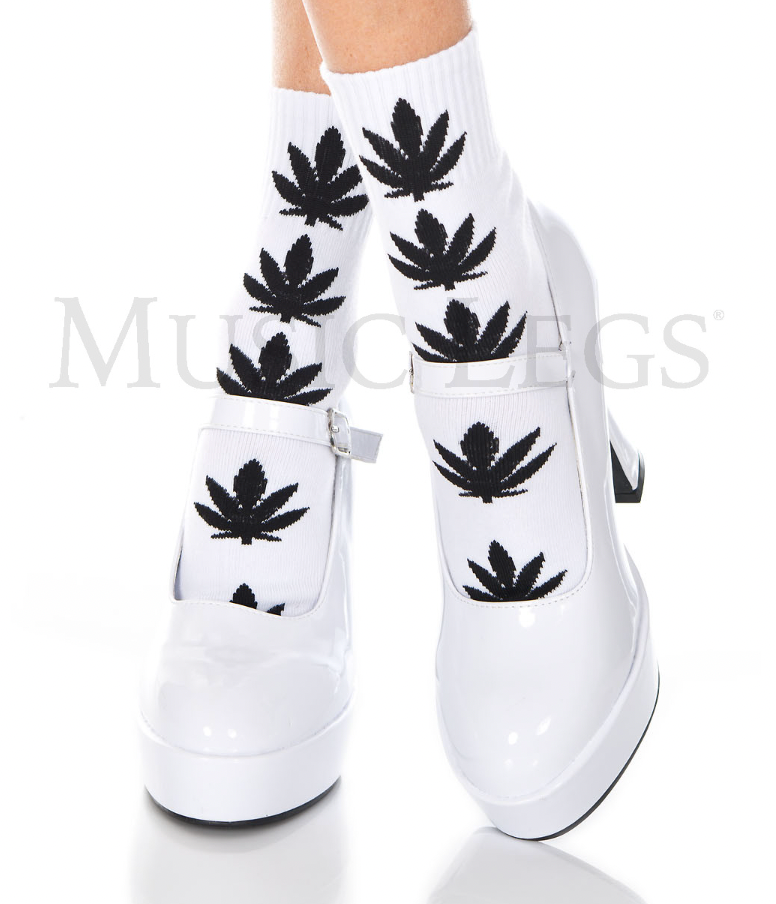 Music Legs Leaf Print 537